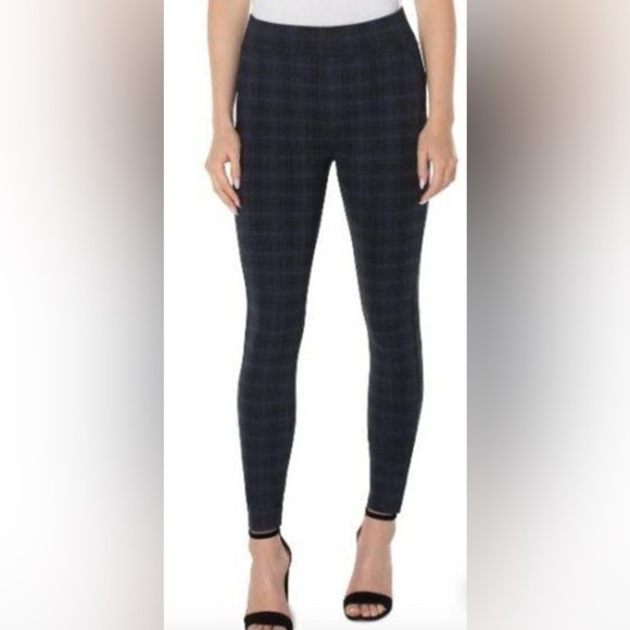 Liverpool Los Angeles Pull On Leggings in Size 8/29 in Night Sky Blue Plaid - Picture 8 of 9